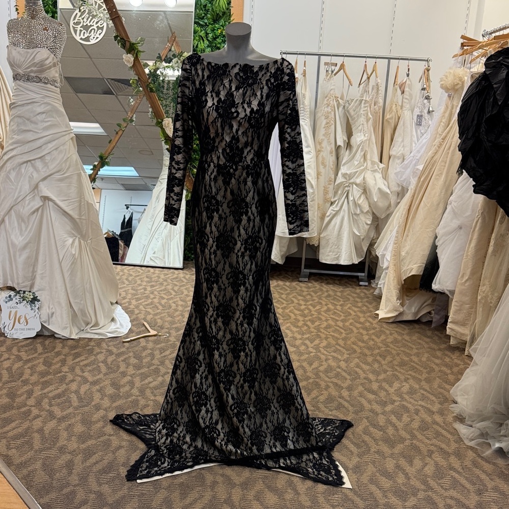 Moda International Black Lace Backless Dress
